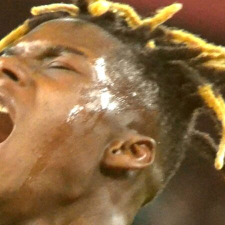 Niko Vilijams šokirao Barselonu: produžio ugovor sa Atletikom do 2035.